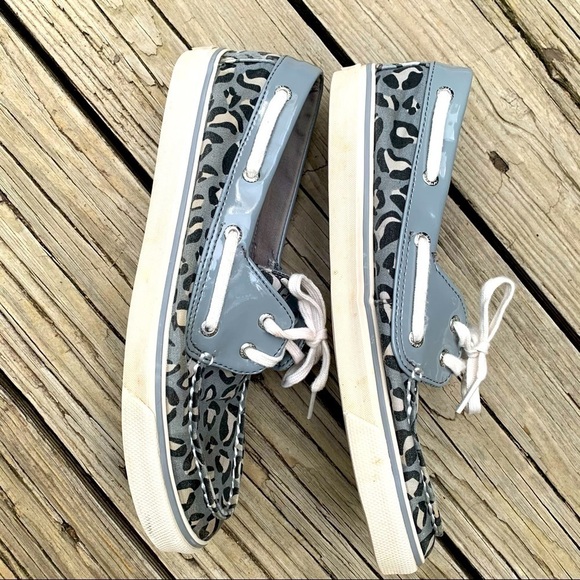 Animal Print Sperry’s Size 9.5 M - Picture 5 of 8
